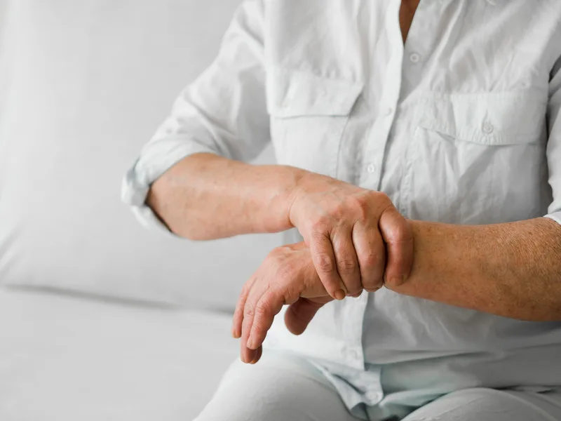 Chiropractic care for carpal tunnel syndrome at Essential Life Chiropractic in Freehold