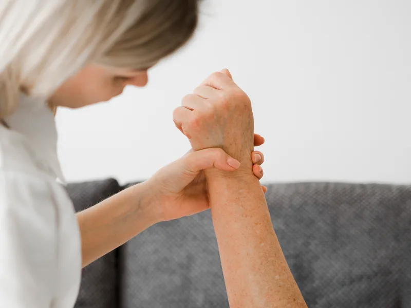 Chiropractic care for neuropathy at Essential Life Chiropractic in Freehold